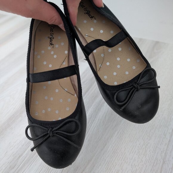 Cat and Jack girls flats - Picture 3 of 3